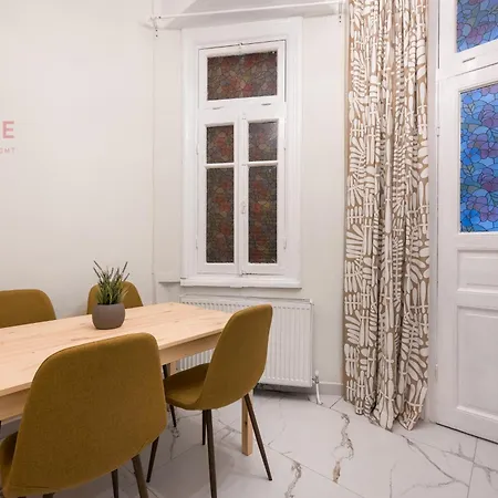 公寓 ω Omega, Nilie Hospitality Mgmt